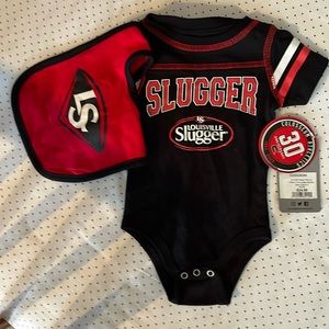 Louisville Slugger Newborn onesie and bib NWT